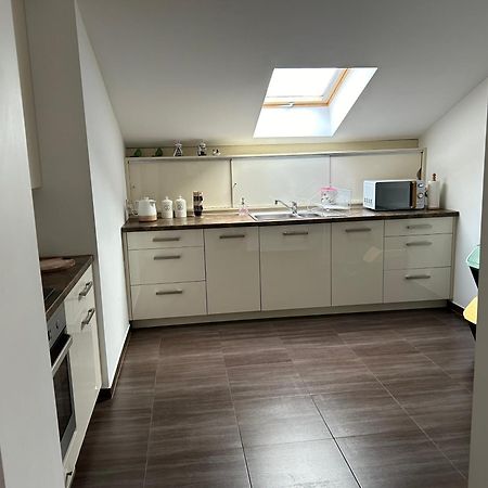 Apartament Bobrzanska - 4 Bedrooms Sypialnie ชวิดนิตซา ภายนอก รูปภาพ